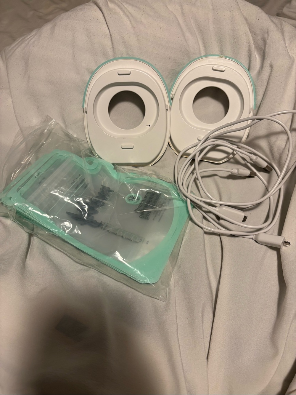 Willow go wearable breast pumps